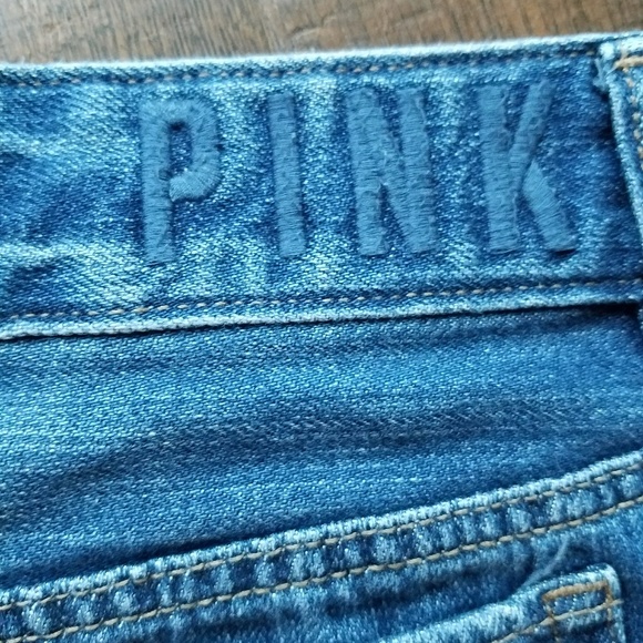 VS PINK Embellished Distressed Jean Shorts Size 2 - Picture 5 of 5